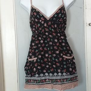 Forever black floral spaghetti strap tank, sz M